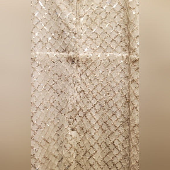 White B. Smart Elegant Sequin Dress - Picture 3 of 8